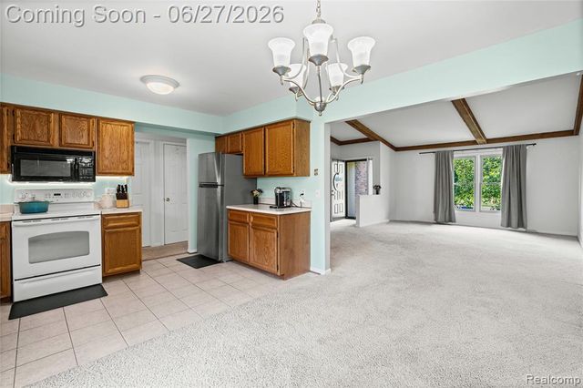 15908 Plymouth Drive 387, Clinton Township, MI 48038