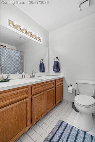 15908 Plymouth Drive 387, Clinton Township, MI 48038