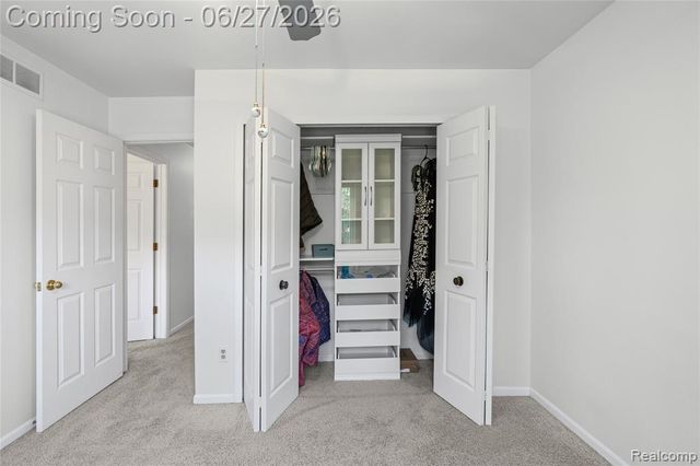 15908 Plymouth Drive 387, Clinton Township, MI 48038