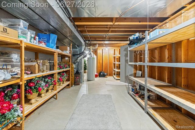 15908 Plymouth Drive 387, Clinton Township, MI 48038