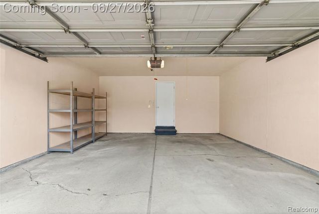 15908 Plymouth Drive 387, Clinton Township, MI 48038