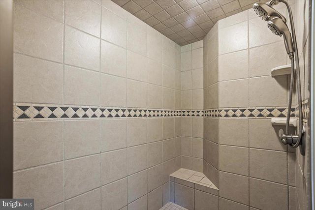 304 IRON VALLEY DR, Lebanon, PA 17042