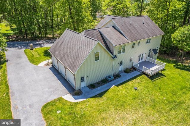 304 IRON VALLEY DR, Lebanon, PA 17042