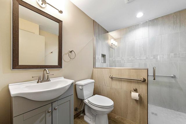 1406 Albers Path, Faribault, MN 55021