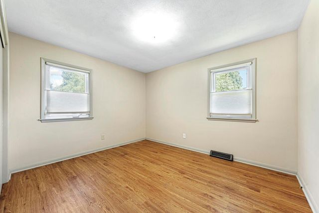 1406 Albers Path, Faribault, MN 55021