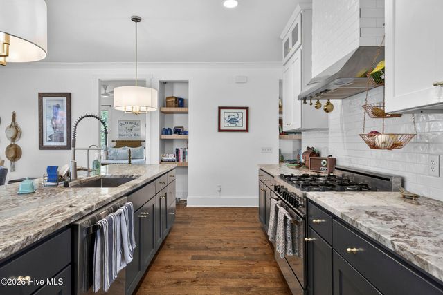 706 Tarboro Avenue, Carolina Beach, NC 28428