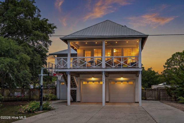 706 Tarboro Avenue, Carolina Beach, NC 28428