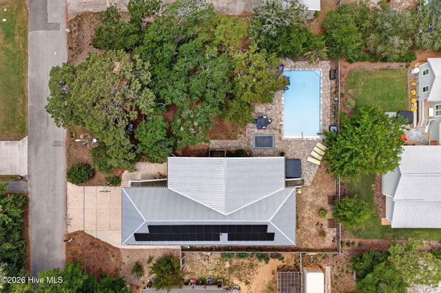 706 Tarboro Avenue, Carolina Beach, NC 28428