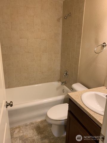 1713 17th Street, Everett, WA 98201