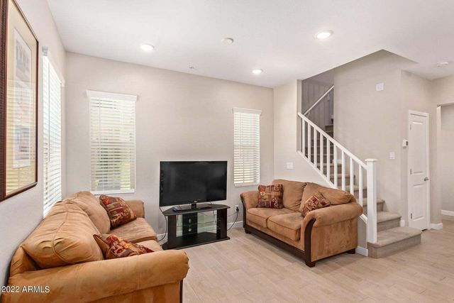 155 N Lakeview Boulevard Unit 136, Chandler, AZ 85225