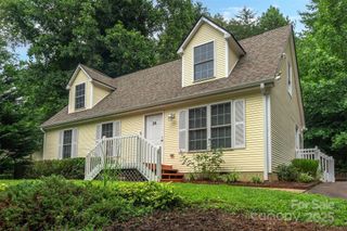 34 East Street, Weaverville, NC 28787