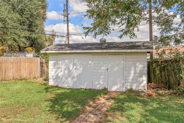 1913 Christine Avenue, Bossier City, LA 71112