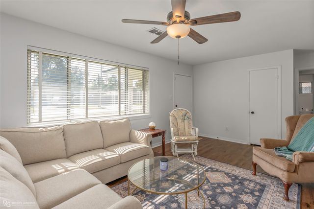 1913 Christine Avenue, Bossier City, LA 71112