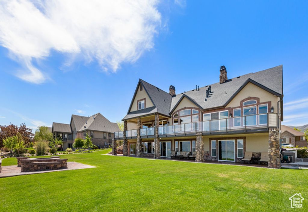 Image 2 of property listing at 1698 S AMANDA LN, Saratoga Springs, UT 84045