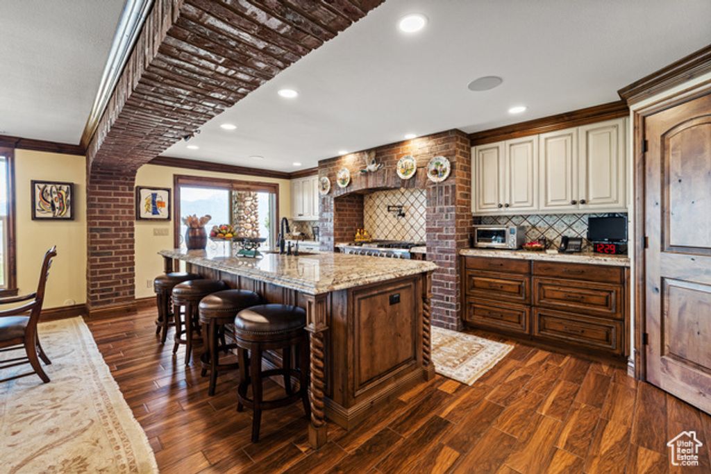 Image 36 of property listing at 1698 S AMANDA LN, Saratoga Springs, UT 84045