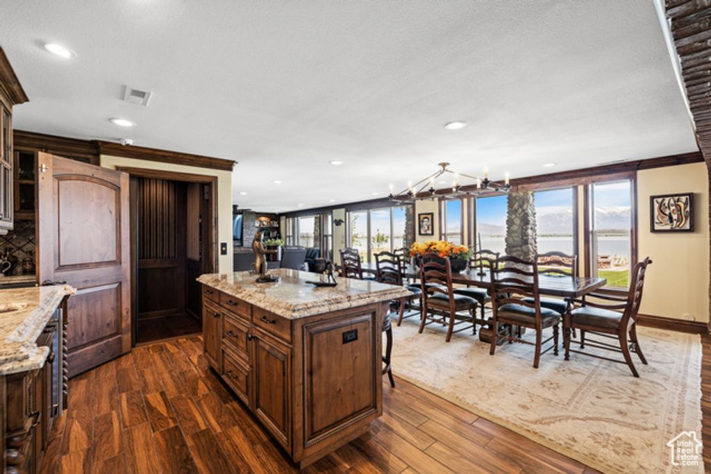 Image 39 of property listing at 1698 S AMANDA LN, Saratoga Springs, UT 84045