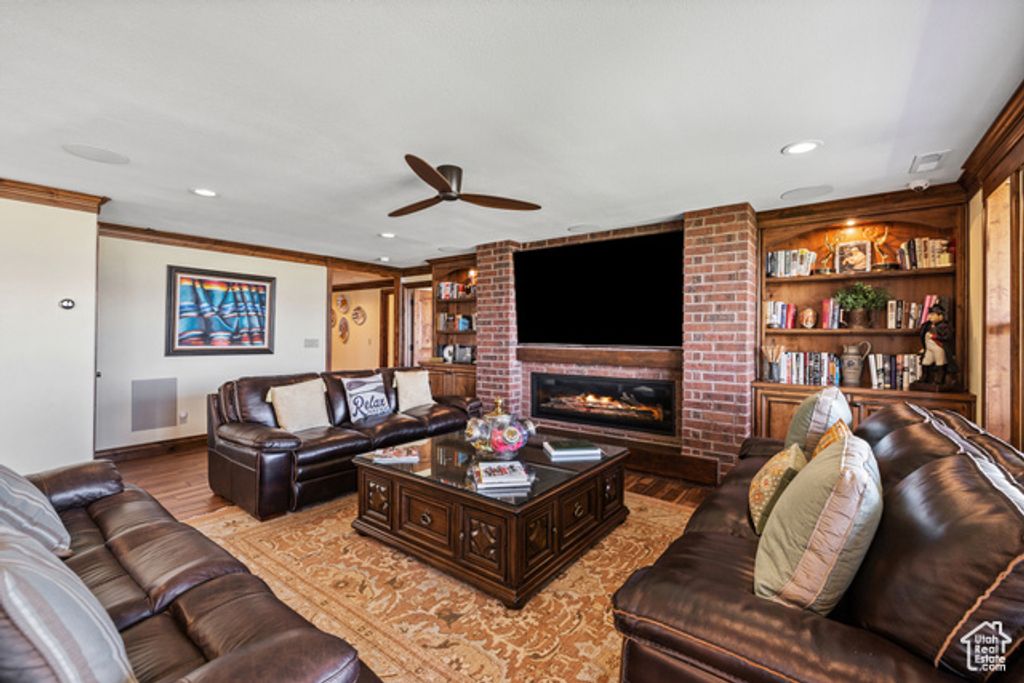 Image 43 of property listing at 1698 S AMANDA LN, Saratoga Springs, UT 84045