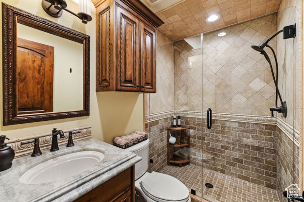 Image 56 of property listing at 1698 S AMANDA LN, Saratoga Springs, UT 84045