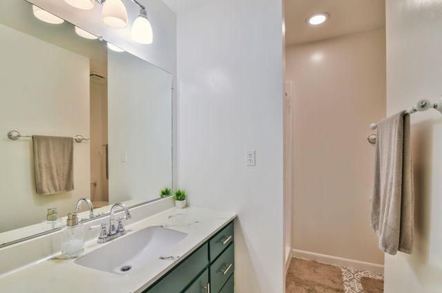 210 E Kerry Lynn, Andover, KS 67002