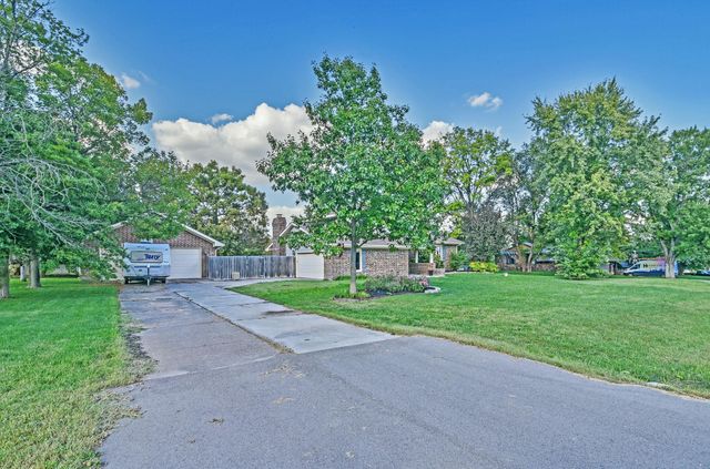 210 E Kerry Lynn, Andover, KS 67002