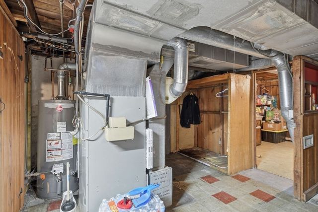 46 Marquette St, Springfield, MA 01104