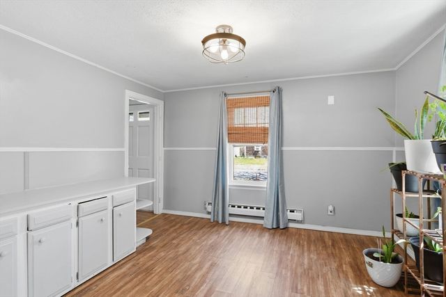 46 Marquette St, Springfield, MA 01104