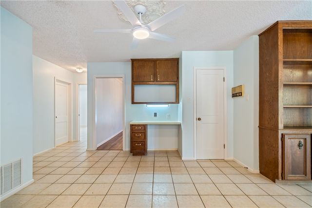 4518 CONGRESSIONAL Dr, Corpus Christi, TX 78413