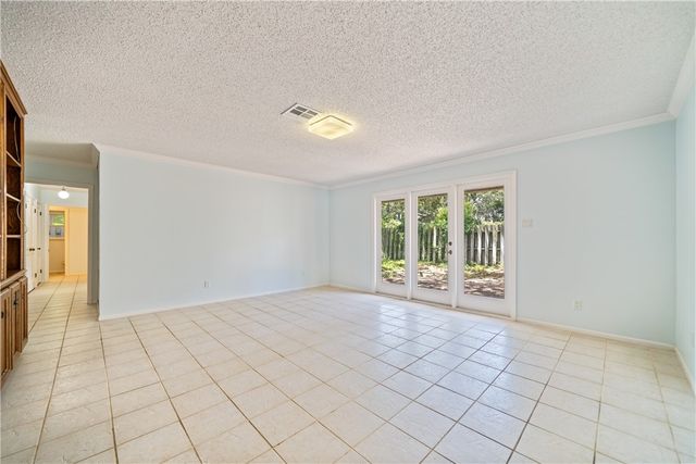 4518 CONGRESSIONAL Dr, Corpus Christi, TX 78413