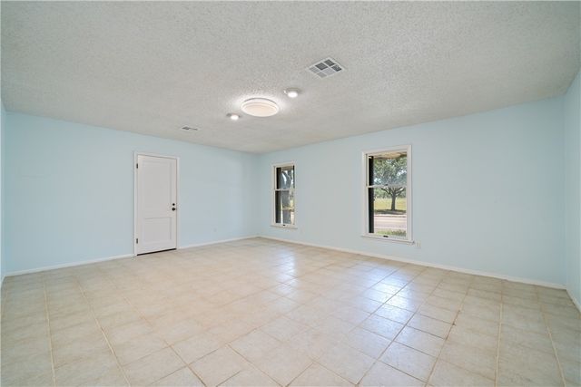 4518 CONGRESSIONAL Dr, Corpus Christi, TX 78413