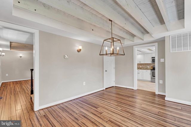750 S 20TH ST, Purcellville, VA 20132