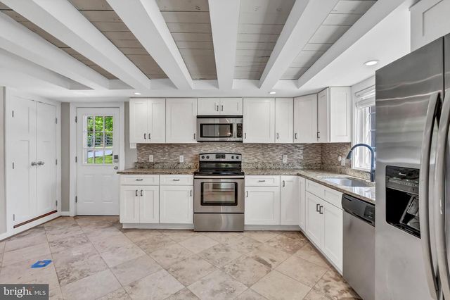 750 S 20TH ST, Purcellville, VA 20132