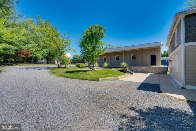 750 S 20TH ST, Purcellville, VA 20132