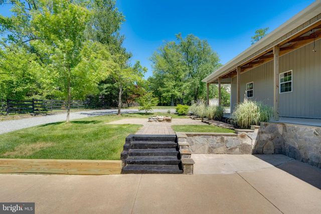 750 S 20TH ST, Purcellville, VA 20132