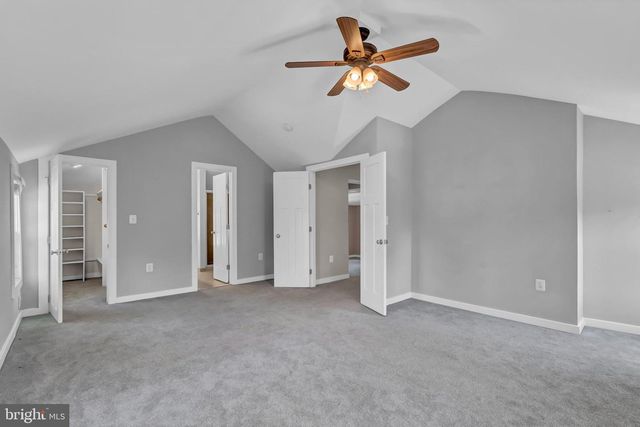 750 S 20TH ST, Purcellville, VA 20132