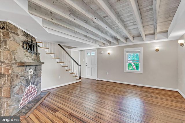 750 S 20TH ST, Purcellville, VA 20132