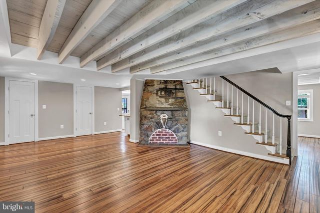 750 S 20TH ST, Purcellville, VA 20132