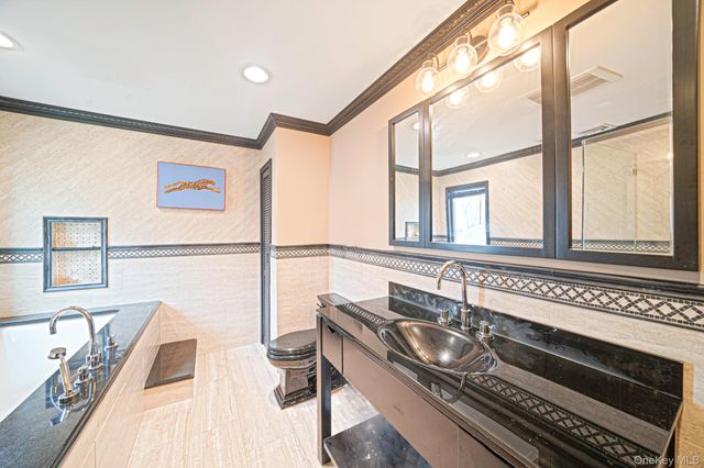 35 Jeremy Circle, Nesconset, NY 11767