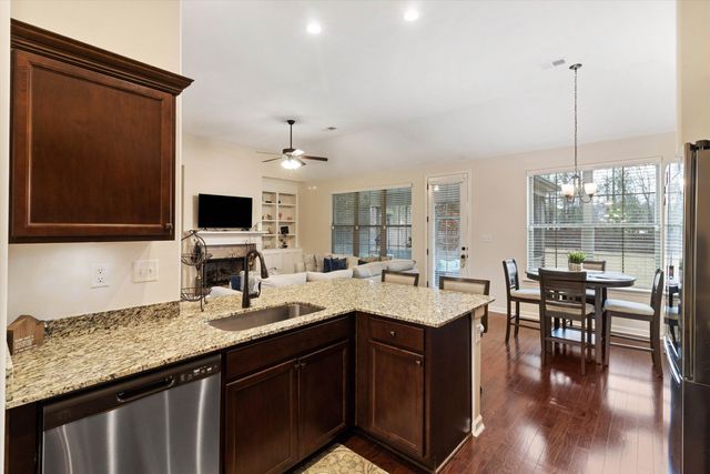 5504 STONECREST DR, Olive Branch, MS 38654