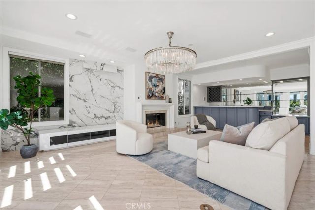3314 Van Allen, Topanga, CA 90290
