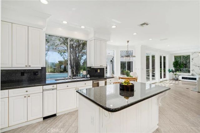 3314 Van Allen, Topanga, CA 90290