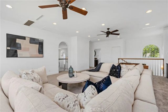 3314 Van Allen, Topanga, CA 90290