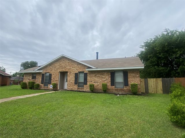 2617 Arcady Circle, Lancaster, TX 75134