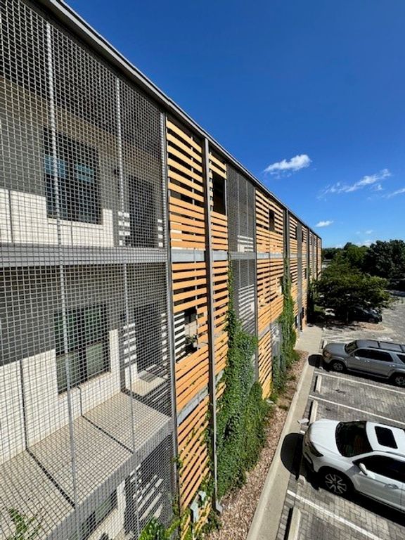 726 E Emma Avenue 302, Springdale, AR 72764