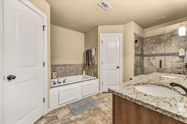 208 Cowans, Lowell, AR 72745