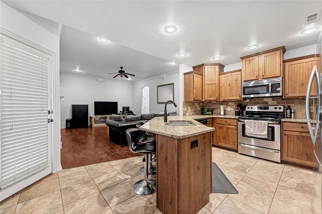 208 Cowans, Lowell, AR 72745