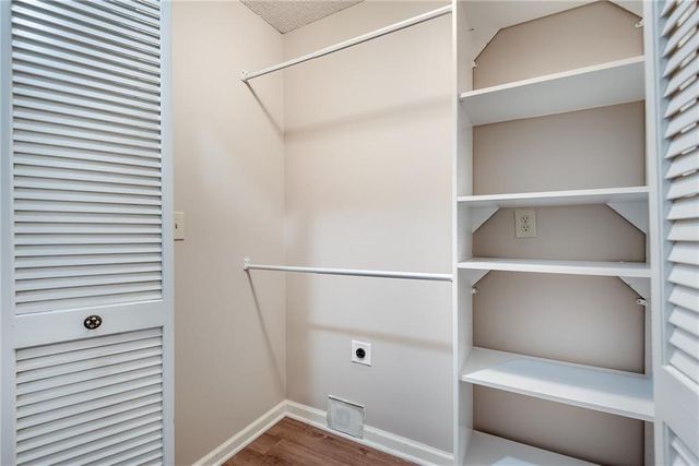 5180 Laurel Bridge Court SE, Smyrna, GA 30082