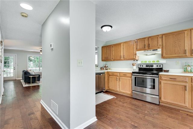 5180 Laurel Bridge Court SE, Smyrna, GA 30082