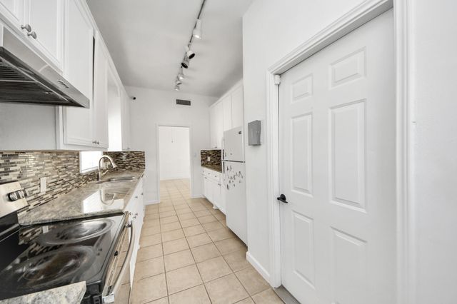 4112 Meyerwood Drive, Houston, TX 77025