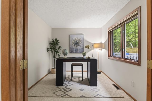 4301 Arrowhead Court, Minnetonka, MN 55345