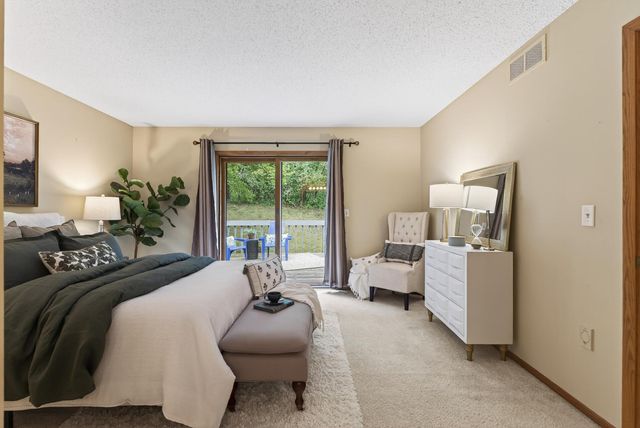 4301 Arrowhead Court, Minnetonka, MN 55345